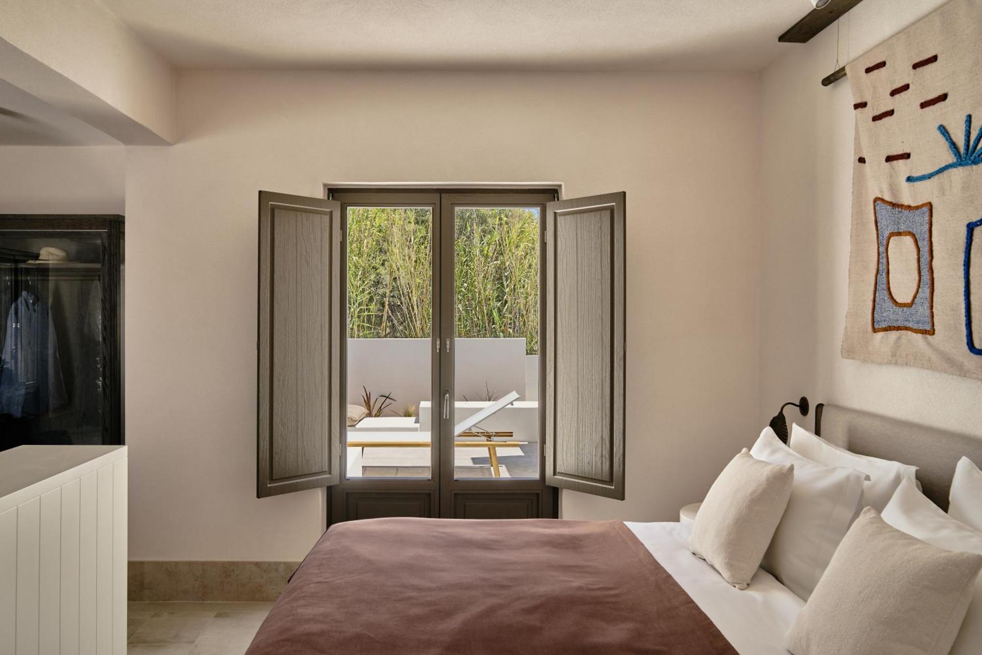Parilio, A Member Of Design Hotels Naousa  Phòng bức ảnh